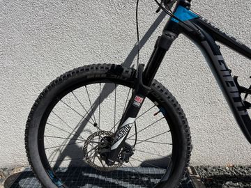 Giant Trance 27.5 3 2016 2016 Mountainbike usato, Nero — immagine 3 di 6
