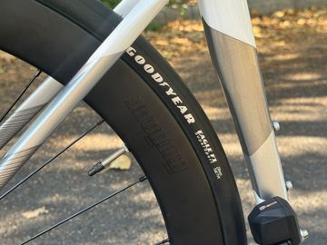Käytetty Gusto Custom Shimano 105 Di2 2026 Road & Gravel — kuva 12 / 20