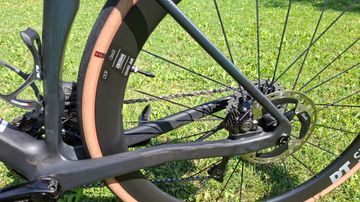 Canyon Endurace CFR Di2 2024 2024 Road & Gravel usato, Nero — immagine 7 di 9