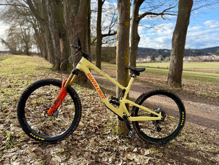 Santa Cruz Nomad S / Carbon C 2024 Frameset 2024 Mountainbike usato, Arancione — immagine 3 di 3