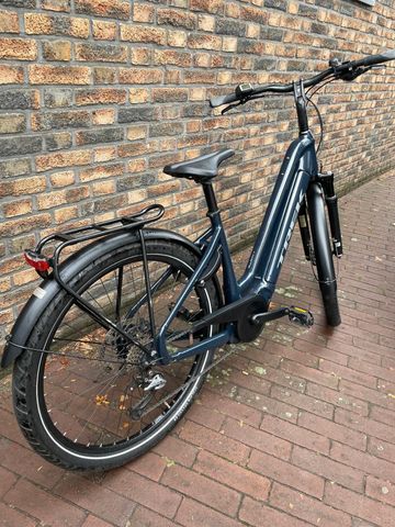 Gebrauchtes Trek Allant+ 7 Lowstep 2022 2022 Urban, Blau — Bild 2 von 6