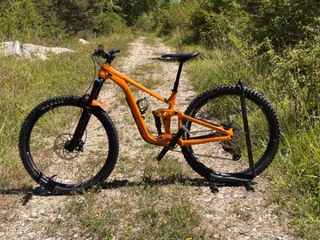 Gebrauchtes Giant Trance Shimano Deore 2025 Mountainbike, Orange — Bild 2 von 11