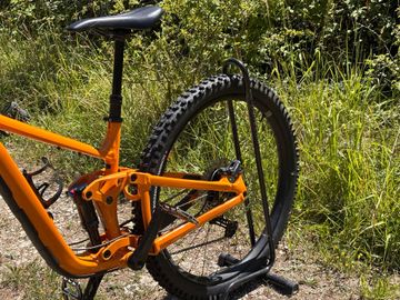 Gebrauchtes Giant Trance Shimano Deore 2025 Mountainbike, Orange — Bild 6 von 11