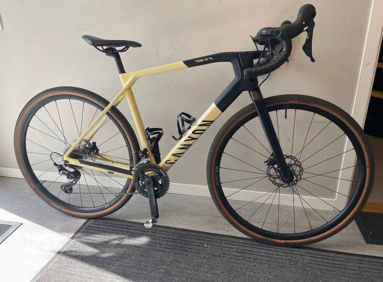 Canyon Grail CF SL 7 2022 2022 Road & Gravel usato, Bianco — immagine 3 di 9
