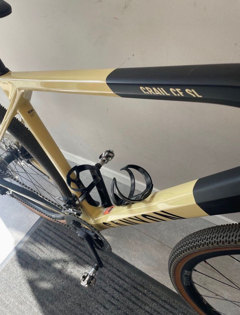 Canyon Grail CF SL 7 2022 2022 Road & Gravel usato, Bianco — immagine 7 di 9