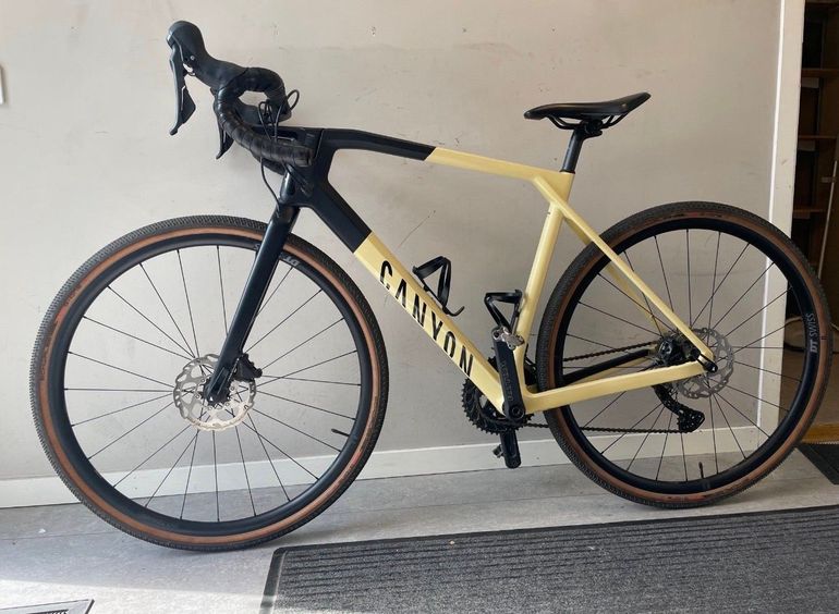 Canyon Grail CF SL 7 2022 2022 Road & Gravel usato, Bianco — immagine 1 di 9