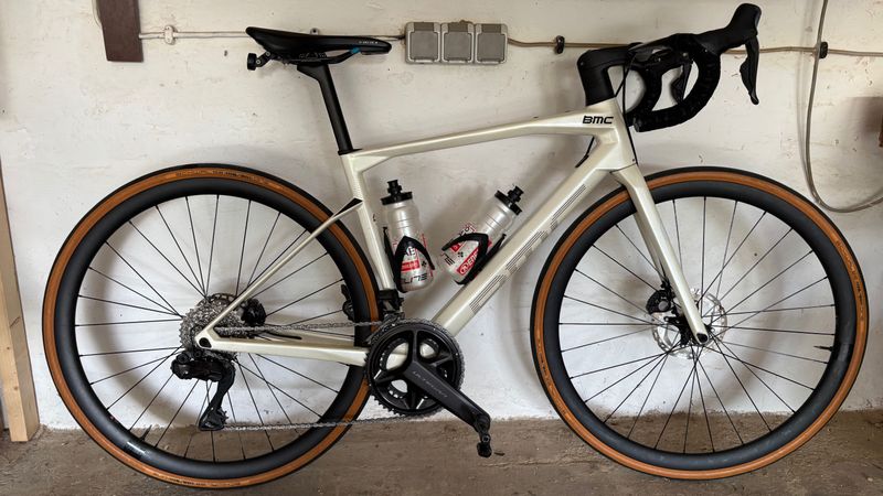 Gebrauchtes BMC Roadmachine ONE 2022 2022 Road & Gravel