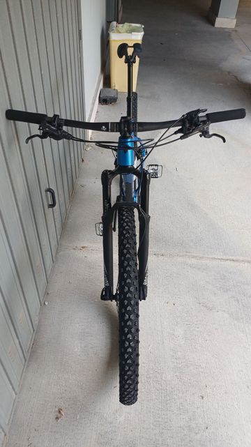 Used Trek X-Caliber 9 2022 2022 Mountainbike, Blue, 27.5, 29 — image 3 of 28