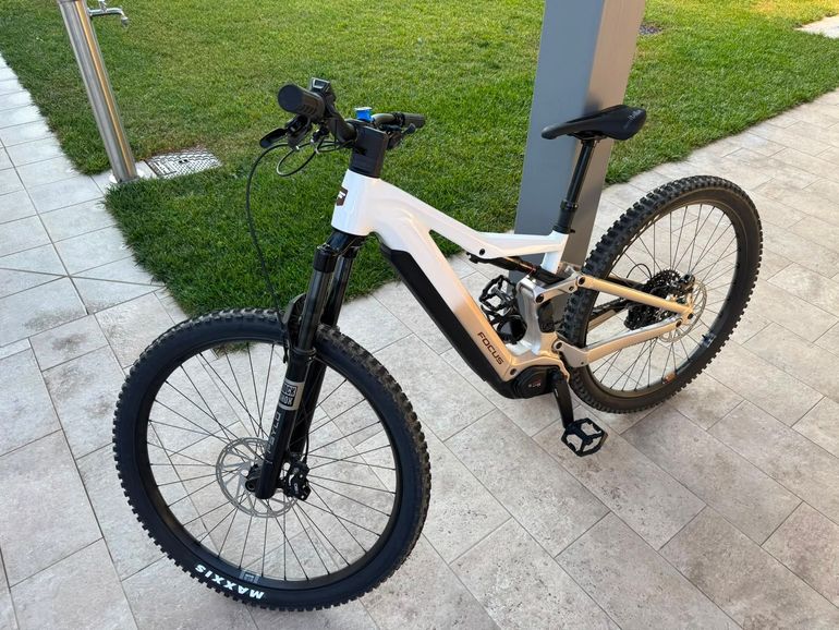 Used Focus JAM² 6.7 2024 2024 Mountainbike, White, 29 — image 2 of 3
