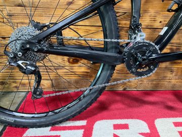 Used Specialized Epic Comp Carbon 29 2015 2015 Mountainbike, Black — image 3 of 12