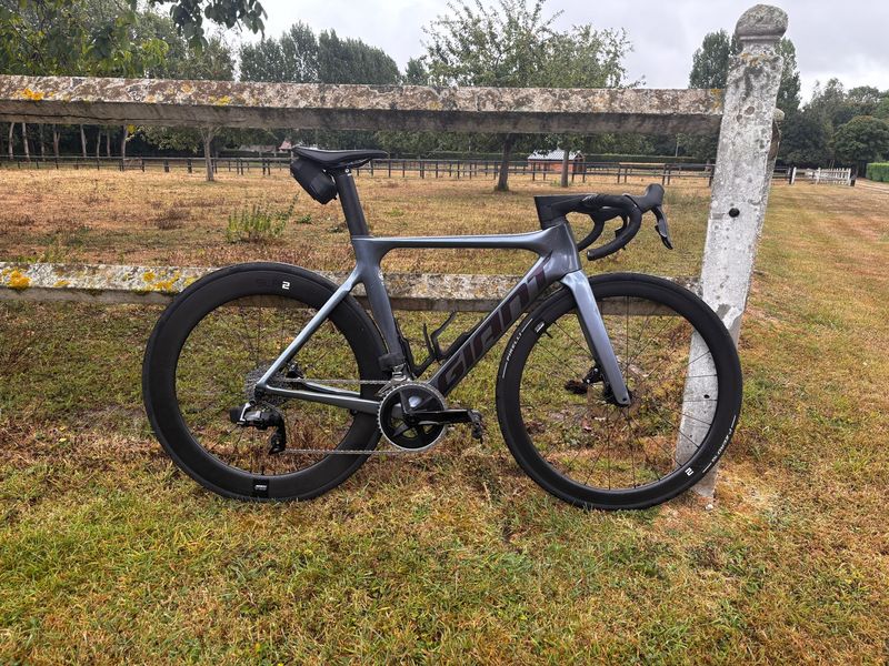 Used Giant Propel, Advanced Disc 1 2022 2022 Road & Gravel