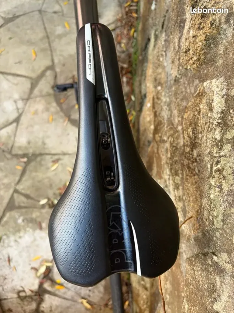 Used BMC Teammachine SLR01 2020 Road & Gravel, Black — image 7 of 15
