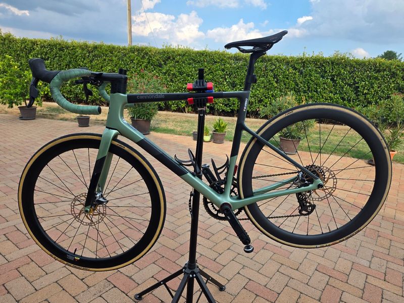 Brugt Cannondale Supersix SRAM Red eTap 2021 Road & Gravel