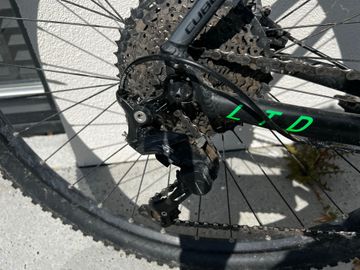 Used CUBE LTD SL 2017 2017 Mountainbike, Black, 27.5, 29 — image 2 of 3