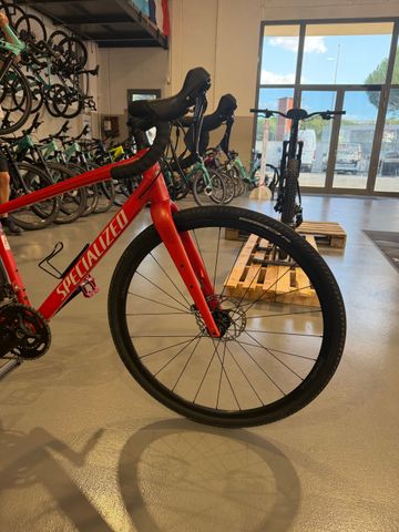 Used Specialized Diverge Elite E5 2022 2022 Road & Gravel, Red — image 8 of 9
