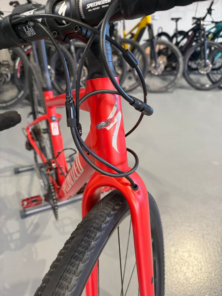Used Specialized Diverge Elite E5 2022 2022 Road & Gravel, Red — image 2 of 9