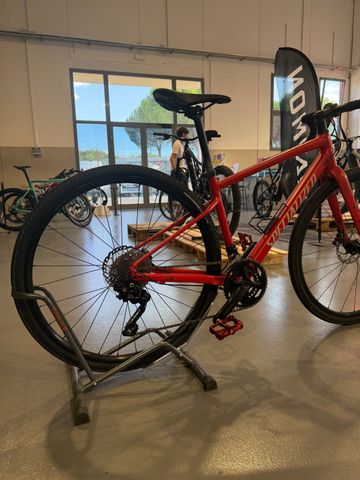 Used Specialized Diverge Elite E5 2022 2022 Road & Gravel, Red — image 7 of 9