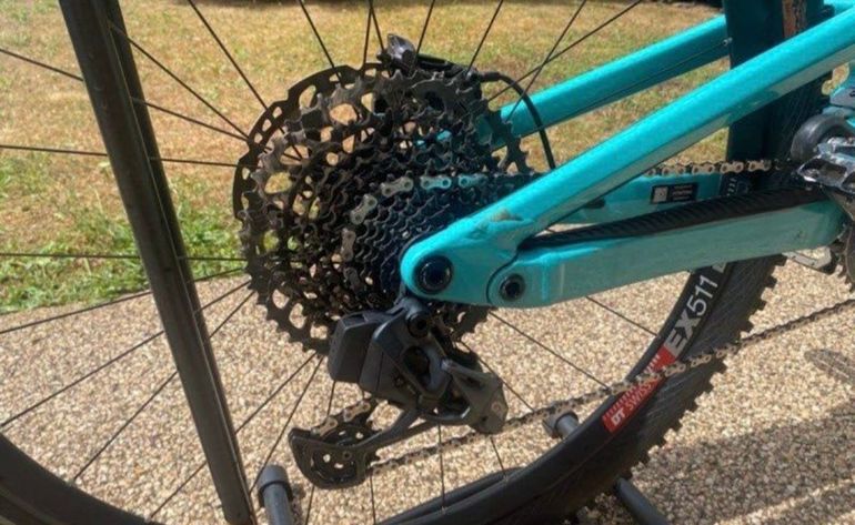 Použité Scott Genius 900 Ultimate 2024 2024 Mountainbike — obrázek 2 z 7