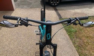 Použité Scott Genius 900 Ultimate 2024 2024 Mountainbike — obrázek 5 z 7