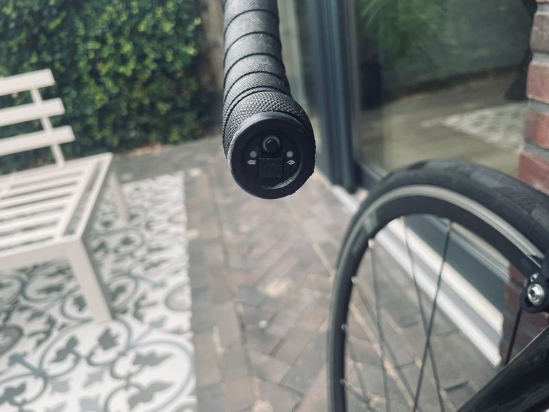 Used Factor Ostro Shimano Ultegra Di2 2020 Road & Gravel, Black — image 8 of 17