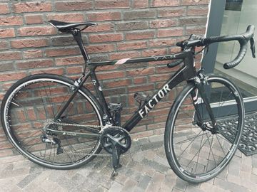 Used Factor Ostro Shimano Ultegra Di2 2020 Road & Gravel, Black — image 2 of 17