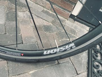 Used Factor Ostro Shimano Ultegra Di2 2020 Road & Gravel, Black — image 11 of 17
