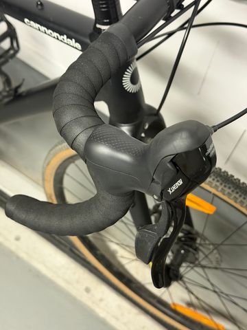 Used Cannondale Topstone 4 2023 2023 Road & Gravel, Black — image 3 of 10