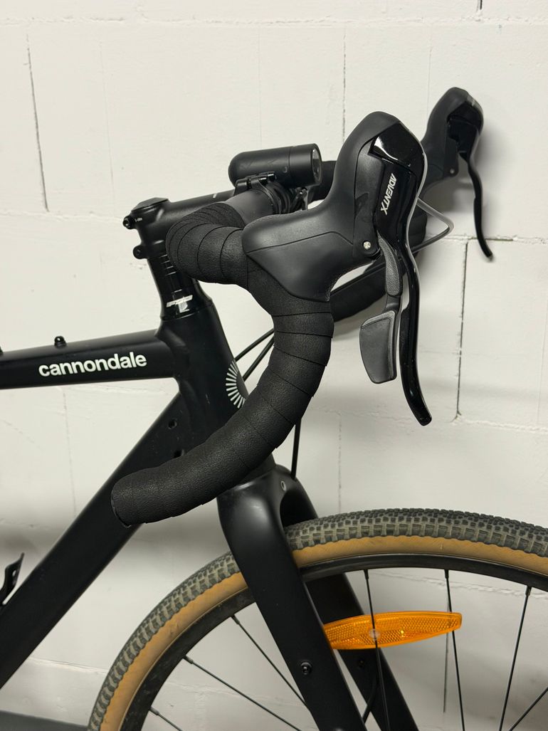 Used Cannondale Topstone 4 2023 2023 Road & Gravel, Black — image 4 of 10