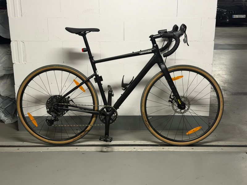 Käytetty Cannondale Topstone 4 2023 2023 Road & Gravel