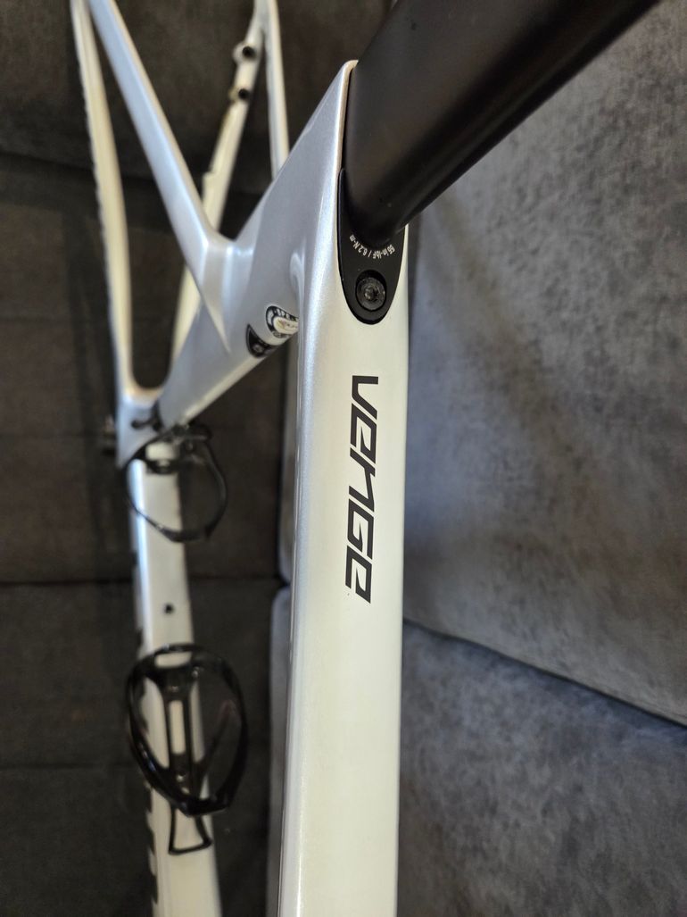 Używany Specialized S WORKS 2021 Frameset 2021 Road & Gravel — zdjęcie 3 z 8