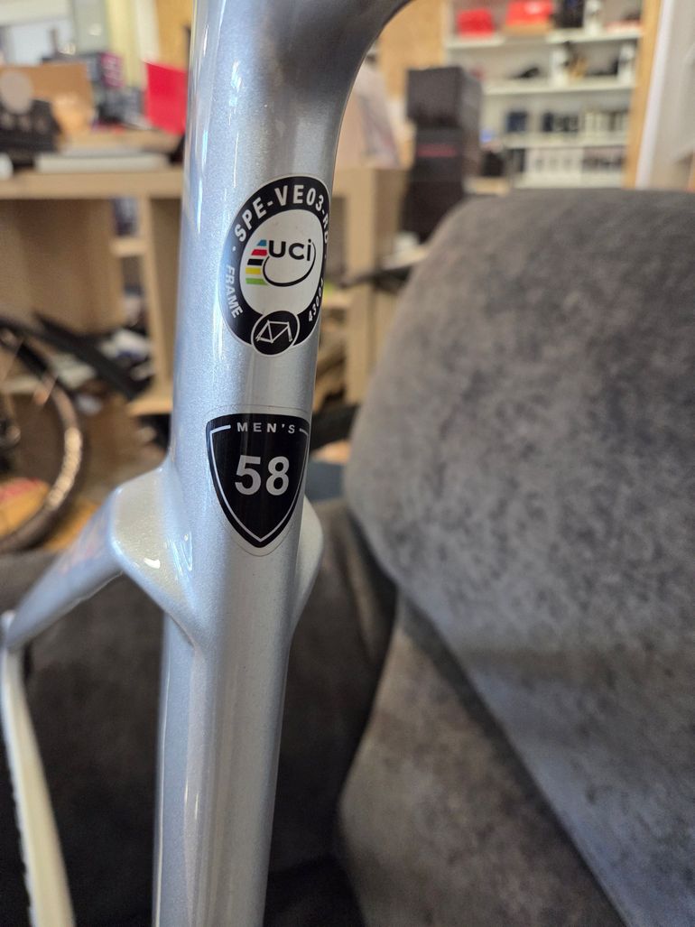 Używany Specialized S WORKS 2021 Frameset 2021 Road & Gravel — zdjęcie 2 z 8