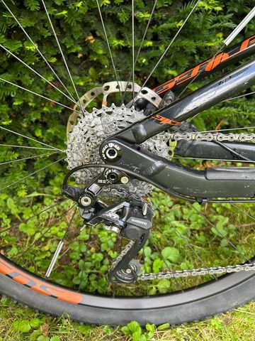 Used Scott Genius 910 Shimano Deore XT 2017 Mountainbike, Black, 29 — image 2 of 8