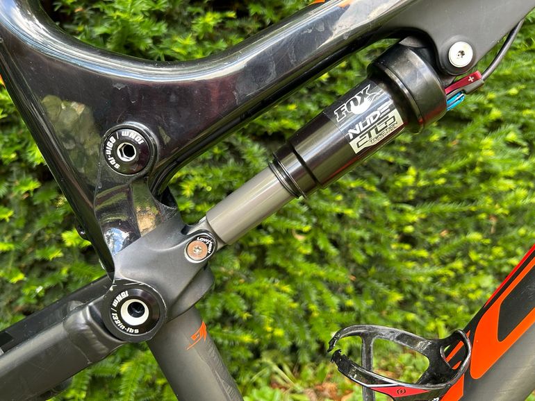 Used Scott Genius 910 Shimano Deore XT 2017 Mountainbike, Black, 29 — image 7 of 8