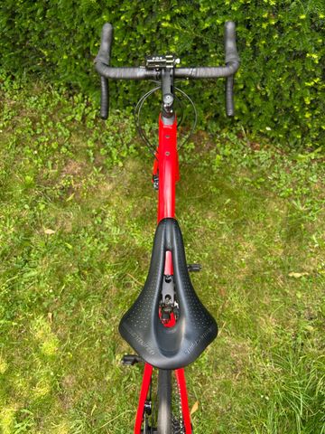 Used BMC Roadmachine 01 Custom Shimano Ultegra 2021 Road & Gravel, Red — image 8 of 10