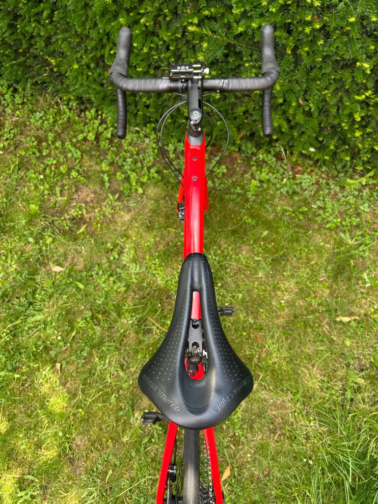 Used BMC Roadmachine 01 Custom Shimano Ultegra 2021 Road & Gravel, Red — image 8 of 10