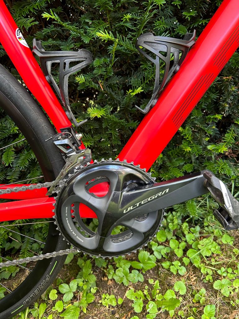 Used BMC Roadmachine 01 Custom Shimano Ultegra 2021 Road & Gravel, Red — image 3 of 10