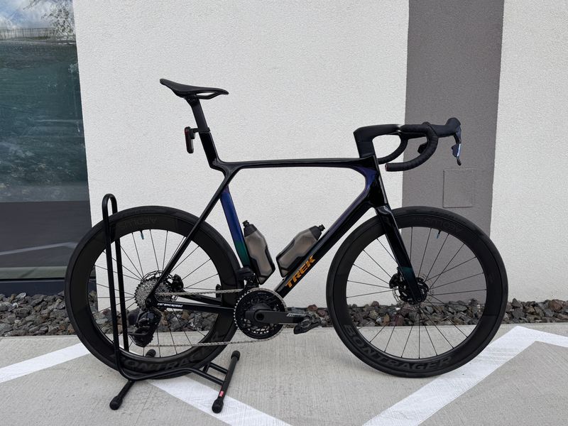 Used Trek Madone SLR 7 AXS Gen 8 2027 2027 Road & Gravel