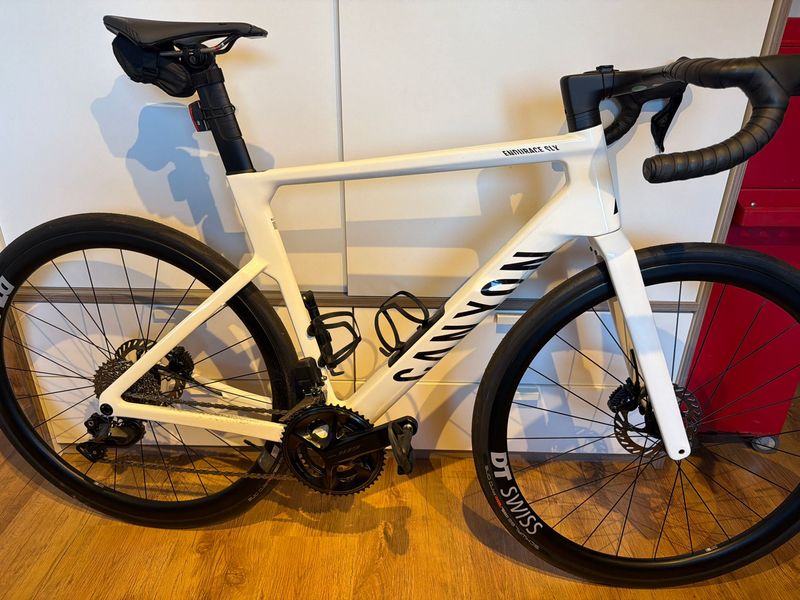 Gebrauchtes Canyon Endurace CF SLX 7 Di2 2027 2027 Road & Gravel