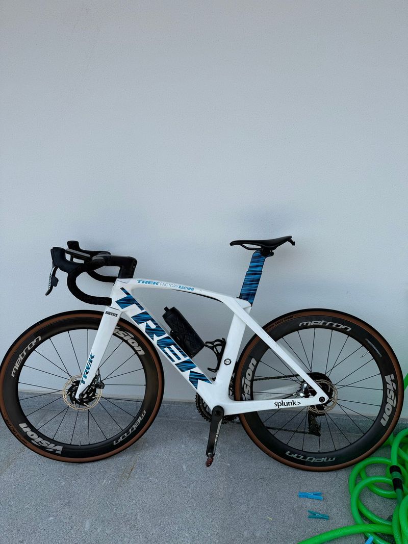 Použité Trek Madone SLR 9 Disc eTap 2020 2020 Road & Gravel
