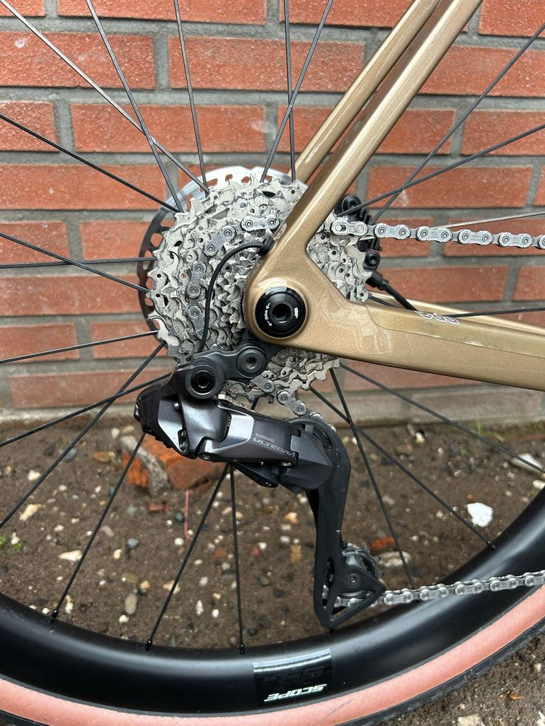Used Bianchi Impulso Shimano Ultegra Di2 2026 Road & Gravel, Orange — image 3 of 12