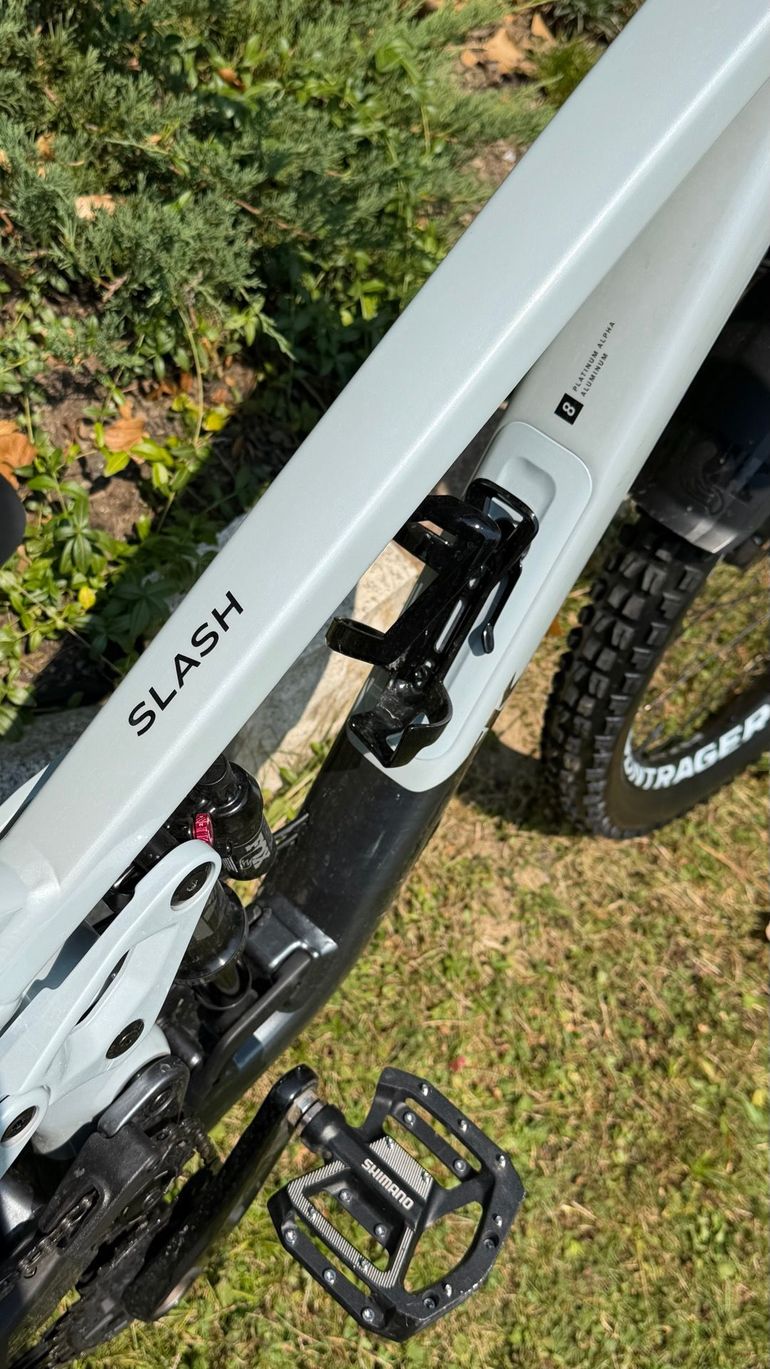 Brugt Trek Slash 8 Gen 6 2025 2025 Mountainbike — billede 4 af 6