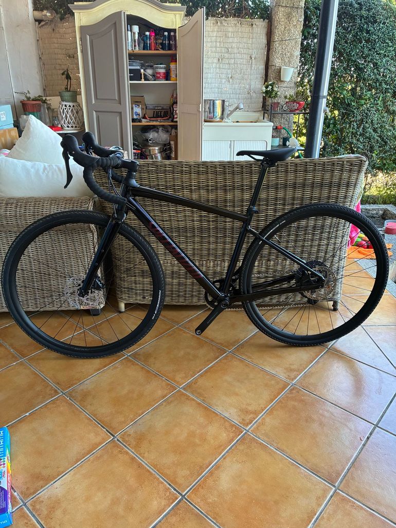 Used Specialized Diverge Comp E5 2021 2021 Road & Gravel, Black — image 2 of 10