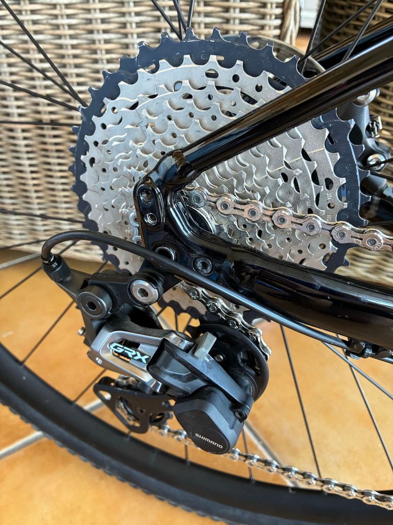 Used Specialized Diverge Comp E5 2021 2021 Road & Gravel, Black — image 4 of 10