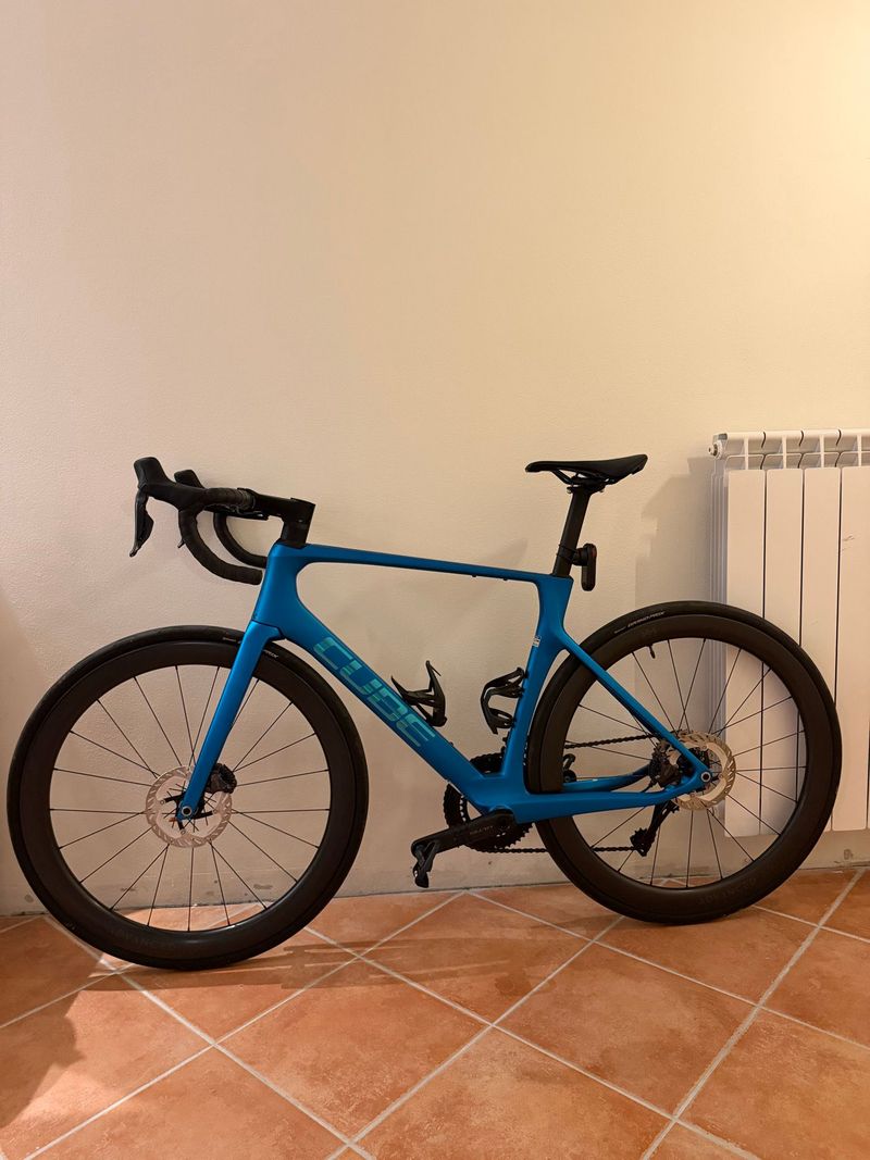 CUBE AGREE C:62, PRO 2026 2026 Road & Gravel usato