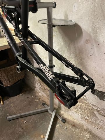 Nukeproof Mega 2012 Frameset 2012 Mountainbike usato, Nero — immagine 4 di 10