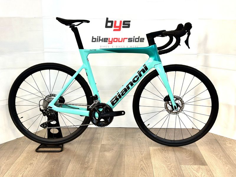 Used Bianchi Oltre Race 105 2025 2025 Road & Gravel