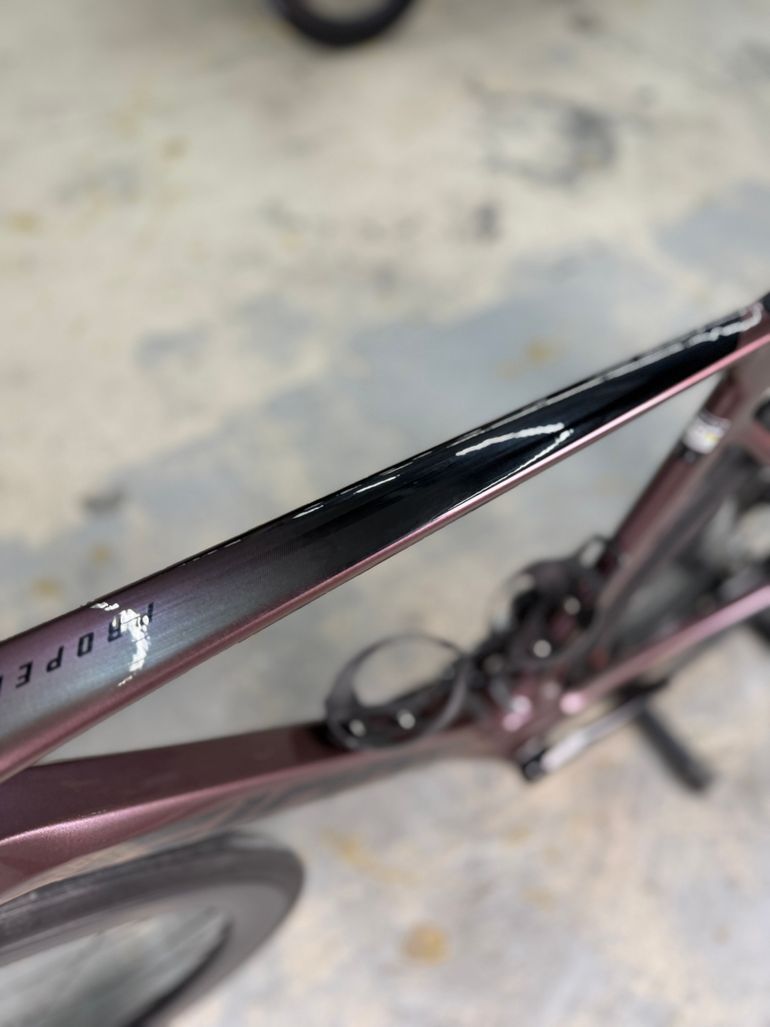 Gebrauchtes Giant Propel Advanced 1 2023 2023 Road & Gravel, Violett — Bild 24 von 24
