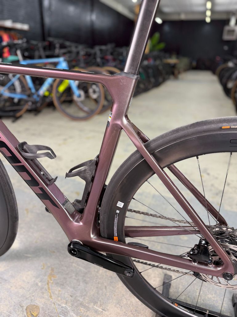 Gebrauchtes Giant Propel Advanced 1 2023 2023 Road & Gravel, Violett — Bild 22 von 24