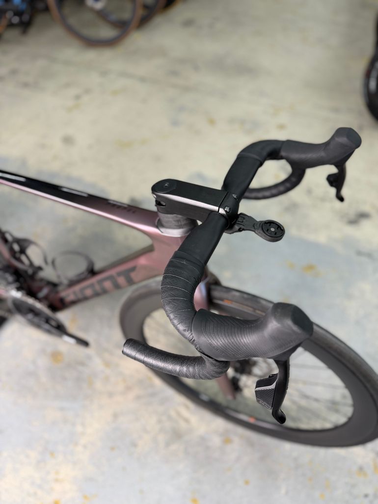 Gebrauchtes Giant Propel Advanced 1 2023 2023 Road & Gravel, Violett — Bild 3 von 24