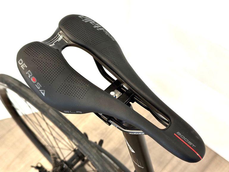 Used De Rosa 838 Shimano 105 2026 Road & Gravel, Black — image 2 of 5